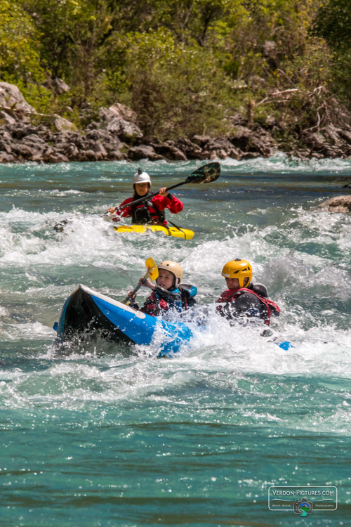 photo cano raft air boat canoe verdon